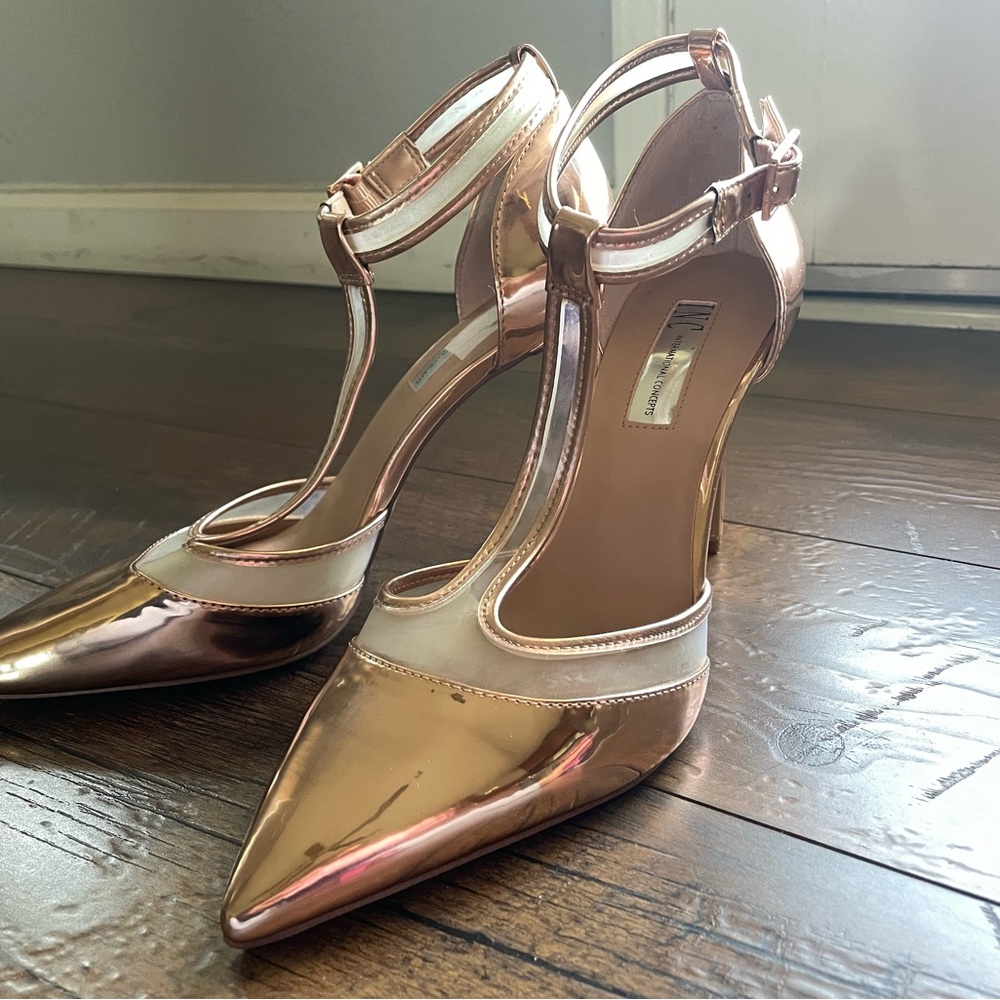 INC International Rose Gold Heels, size 9. New.